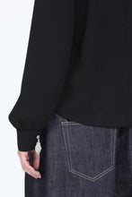 Lade das Bild in den Galerie-Viewer, N°21 Bluse schwarz