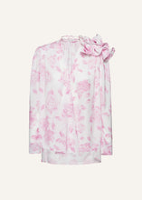 Lade das Bild in den Galerie-Viewer, Magda Butrym weiße Bluse mit rosa Blumen

