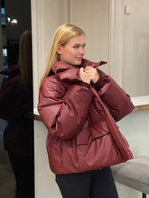 Lade das Bild in den Galerie-Viewer, Stella McCartney Gefütterte Oversized-Jacke
